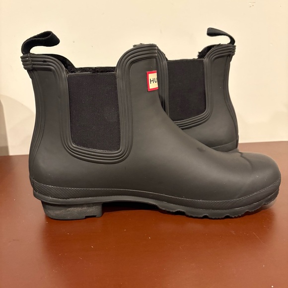 Hunter Chelsea Black Ankle Rain Boots Matte Rubber Size 9 - Picture 3 of 10